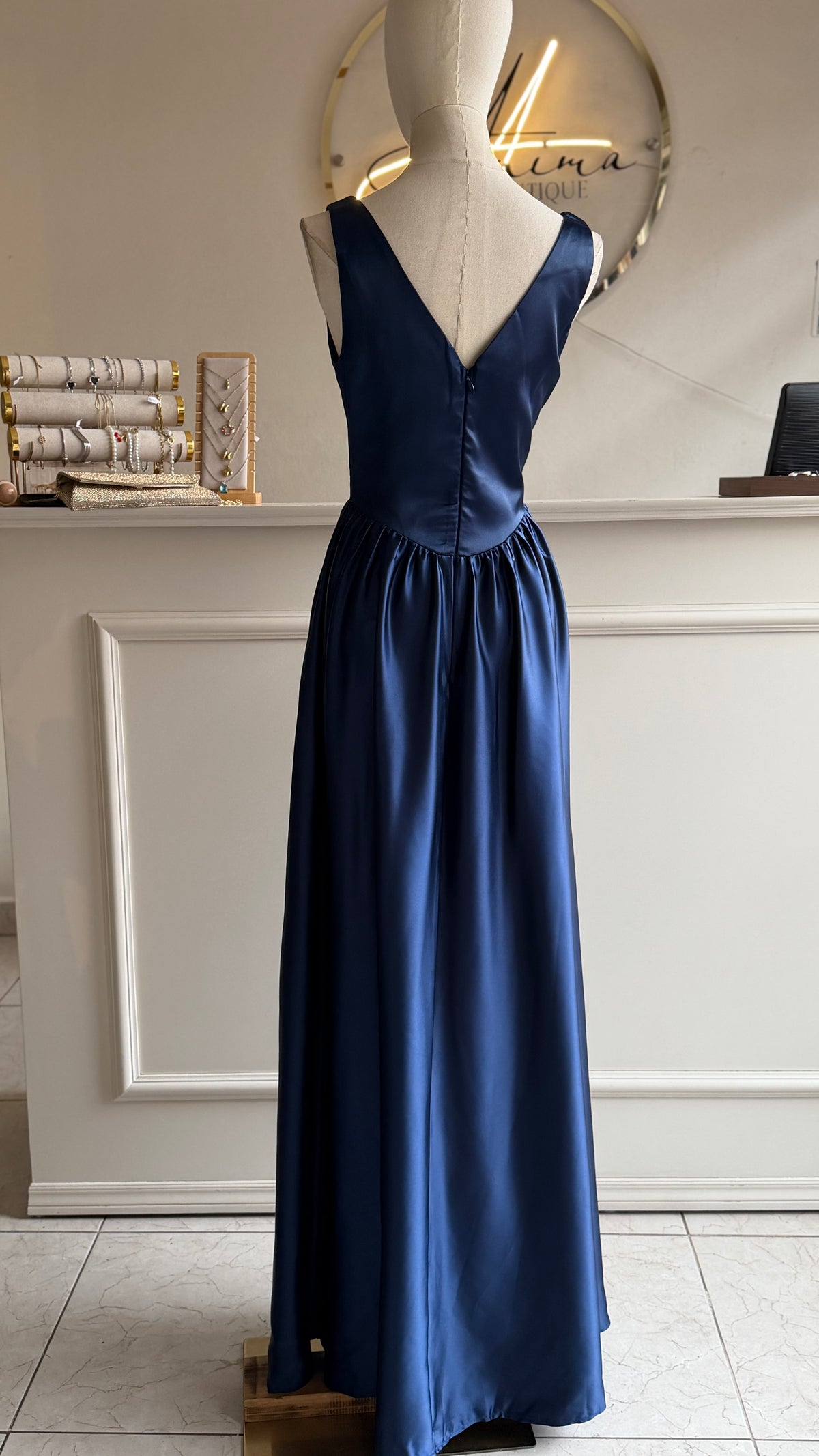 Vestido satin azul marino corset