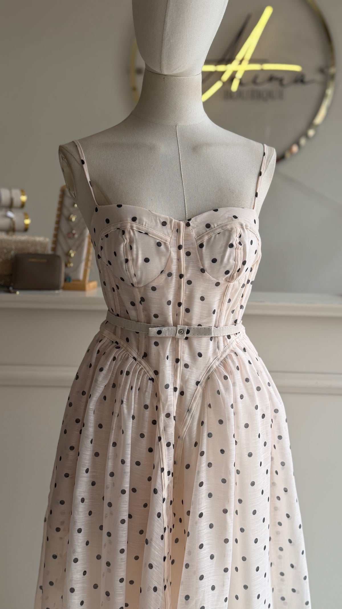 Vestido lunares