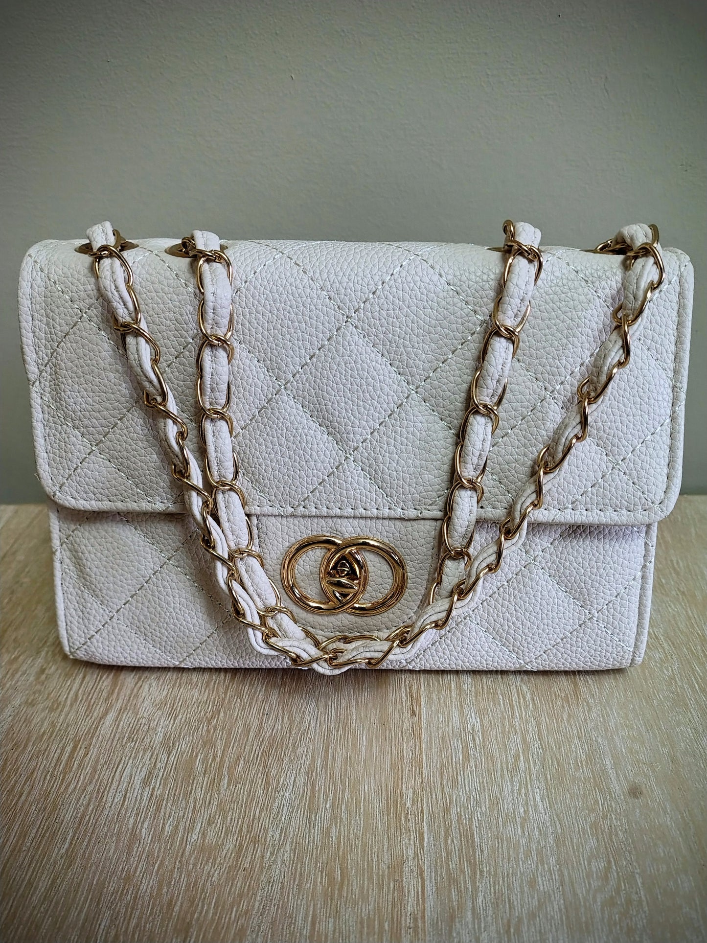 LADY BEIGE